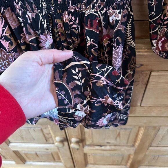 Free People XS Romper Shorts Black Pink Floral‎ Open Back Off the Shoulder - Picture 7 of 15